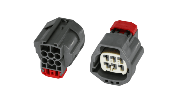 DJ7061 6-pin connector under dimensional inspection