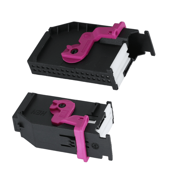 36-Pin Automotive Connector DJ7322B-0.6-21